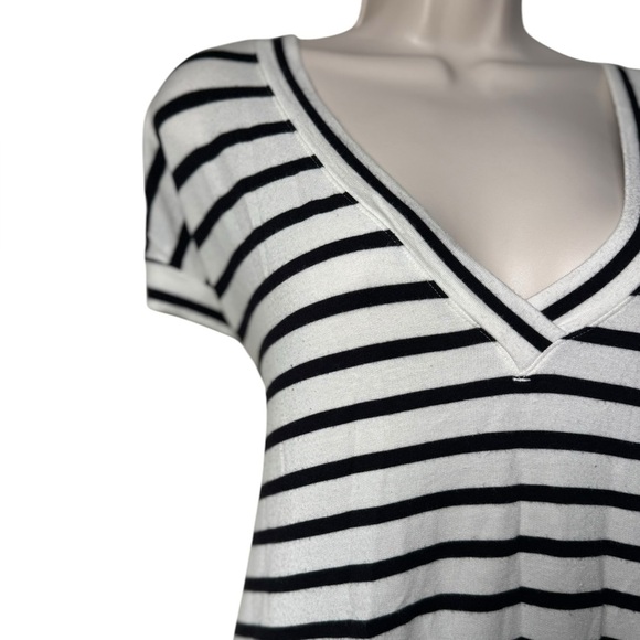 ATHLETA NEWPORT SHORT SLEEVE SWEATSHIRT DRESS, SIZE large, #210926 - Picture 4 of 14